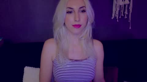 Isabelle online show from February 6, 2025, 7:13 am