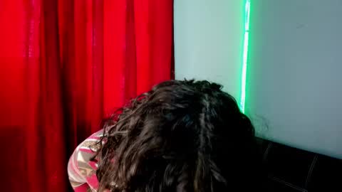 purplay_98 online show from February 19, 2025, 4:11 pm