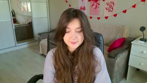 Bella online show from October 30, 2025, 5:31 am