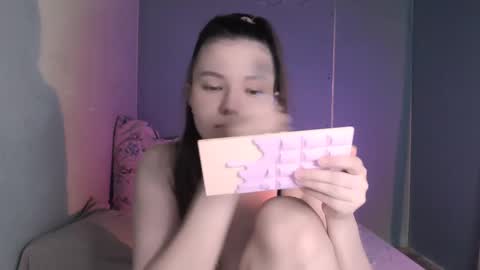 Snapshot of purple_peach chatting on March 2, 2025, 10:38 pm Carolyn online show from March 2, 2025, 10:38 pm