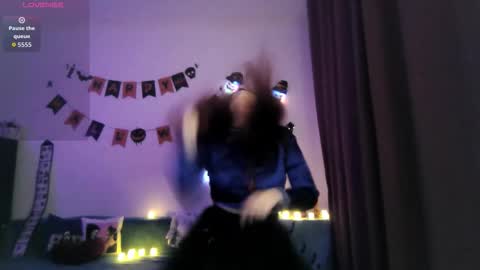 Katie online show from October 30, 2025, 8:31 pm