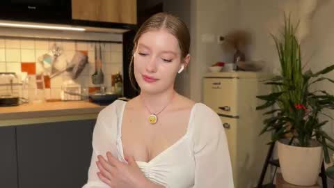 Aileen online show from September 28, 2025, 7:08 pm