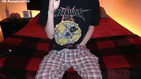 pussylover2182 online show from October 9, 2025, 3:37 am