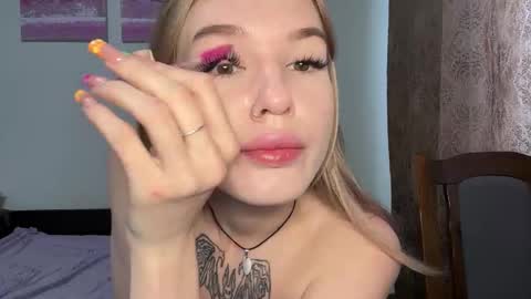 Snapshot of pussymoneywet chatting on September 15, 2025, 6:02 am Lina online show from September 15, 2025, 6:02 am