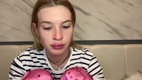 Lina online show from February 10, 2026, 9:41 pm