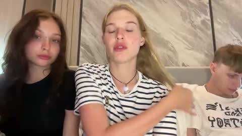 Lina online show from March 18, 2026, 4:21 pm