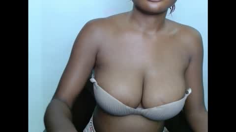 Snapshot of pussyxwetx chatting on November 10, 2025, 6:51 pm pussyxwetx online show from November 10, 2025, 6:51 pm