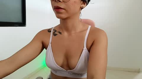 Izumi online show from July 26, 2026, 4:47 pm