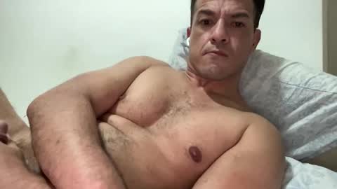 puto43gru online show from May 4, 2026, 11:06 am