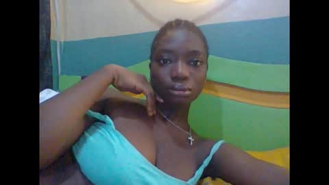 Snapshot of pweedy_ora chatting on October 16, 2025, 11:55 am ora online show from October 16, 2025, 11:55 am