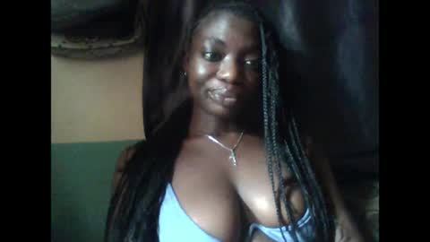 Snapshot of pweedy_ora chatting on July 1, 2026, 9:33 am ora online show from July 1, 2026, 9:33 am