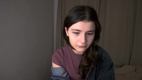 Ava online show from September 12, 2025, 9:48 pm