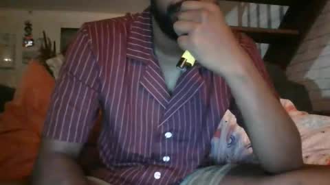 Snapshot of python974 chatting on October 19, 2025, 5:57 pm Python online show from October 19, 2025, 5:57 pm