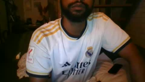 Snapshot of python974 chatting on November 10, 2025, 2:32 am Python online show from November 10, 2025, 2:32 am