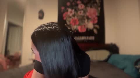 pyttjenna online show from September 13, 2025, 2:11 am