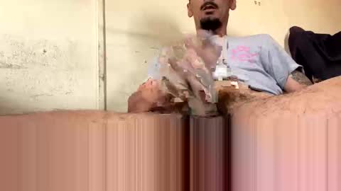 qmdlrowilikl online show from March 31, 2026, 4:29 pm