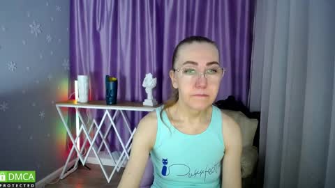 Snapshot of queen_a_n_i chatting on February 14, 2025, 7:38 am A N I Ill be here on December 1st online show from February 14, 2025, 7:38 am