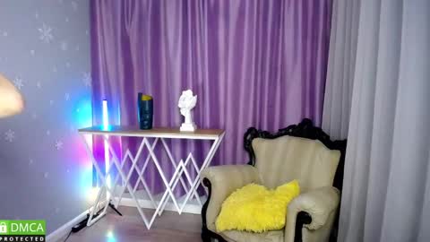 Snapshot of queen_a_n_i chatting on September 15, 2025, 10:59 am A N I Ill be here on December 1st online show from September 15, 2025, 10:59 am
