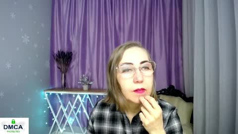 Snapshot of queen_a_n_i chatting on April 22, 2026, 11:23 am A N I Ill be here on December 1st online show from April 22, 2026, 11:23 am