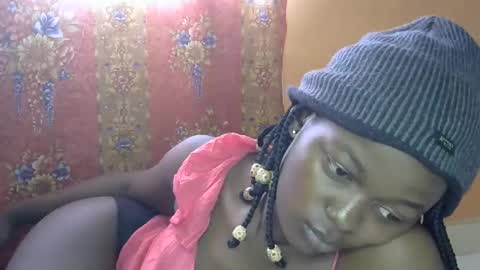 queen_banice online show from September 30, 2025, 10:31 am