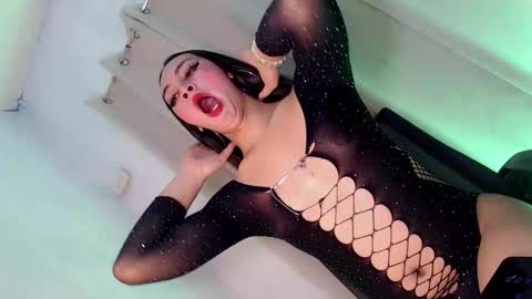 queen_danaya online show from March 4, 2026, 1:22 am