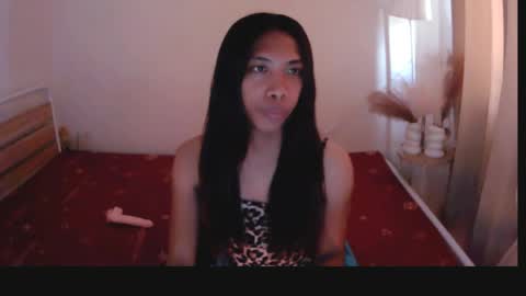 Snapshot of queen_gia chatting on April 7, 2026, 2:12 am queen_gia online show from April 7, 2026, 2:12 am