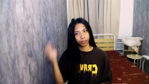 Snapshot of queen_gia chatting on April 7, 2026, 6:41 pm queen_gia online show from April 7, 2026, 6:41 pm