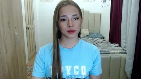 Snapshot of queen_heart0 chatting on February 11, 2026, 2:27 am shawny online show from February 11, 2026, 2:27 am