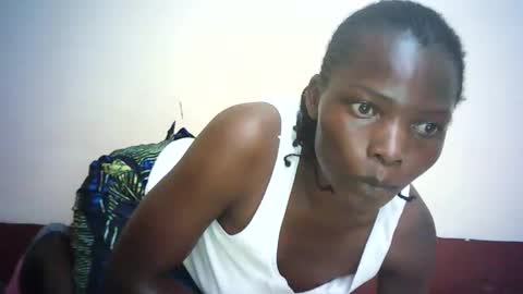 Snapshot of queen_joan chatting on February 2, 2025, 2:13 pm queen_joan online show from February 2, 2025, 2:13 pm