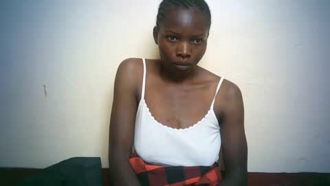 Snapshot of queen_joan chatting on February 16, 2025, 7:37 am queen_joan online show from February 16, 2025, 7:37 am