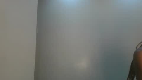 Snapshot of queen_kikih chatting on January 31, 2026, 7:11 pm Queen kikih online show from January 31, 2026, 7:11 pm