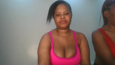 Snapshot of queen_kikih chatting on February 3, 2026, 1:59 am Queen kikih online show from February 3, 2026, 1:59 am