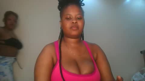 Snapshot of queen_kikih chatting on February 7, 2026, 7:17 pm Queen kikih online show from February 7, 2026, 7:17 pm