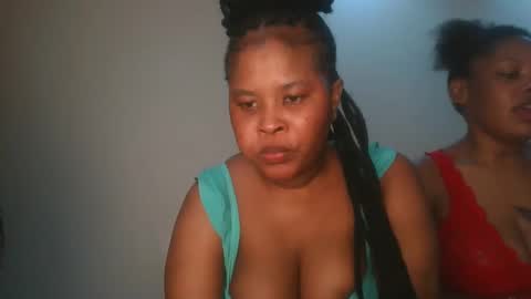 Snapshot of queen_kikih chatting on February 20, 2026, 7:03 pm Queen kikih online show from February 20, 2026, 7:03 pm