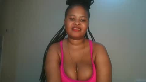 Snapshot of queen_kikih chatting on March 1, 2026, 8:22 pm Queen kikih online show from March 1, 2026, 8:22 pm