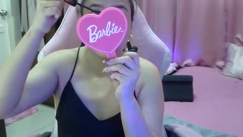 QueenHennessy online show from February 13, 2025, 5:26 am