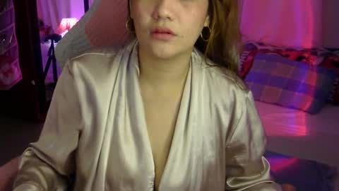 QueenHennessy online show from July 25, 2026, 5:54 pm
