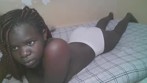 queen_latasha online show from March 23, 2026, 7:12 am