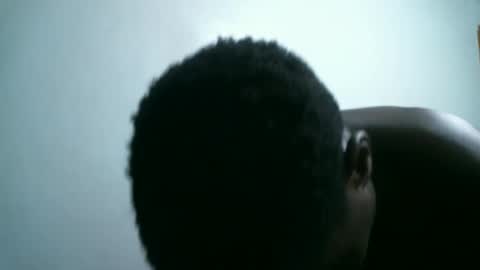 Snapshot of queen_mah chatting on October 8, 2025, 9:23 pm Queen online show from October 8, 2025, 9:23 pm