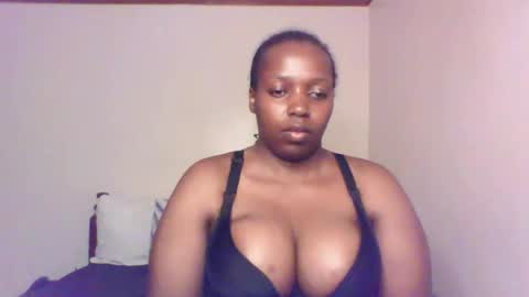 QUEEN online show from January 17, 2026, 11:48 am