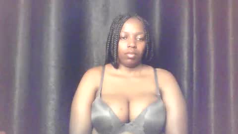 QUEEN online show from February 11, 2026, 4:28 am