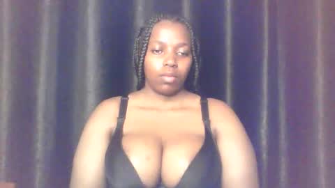QUEEN online show from March 27, 2026, 5:02 am