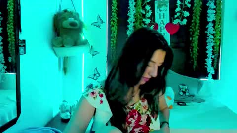 queen_natttyy online show from March 16, 2026, 2:21 pm