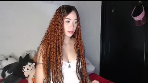 Snapshot of queen_of_m111lk chatting on October 18, 2025, 1:19 am queen_of_m111lk online show from October 18, 2025, 1:19 am