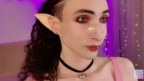 queen_of_tease online show from May 26, 2026, 2:40 am
