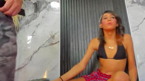 Snapshot of queen_snap chatting on September 15, 2025, 8:09 pm Ale bunnie online show from September 15, 2025, 8:09 pm