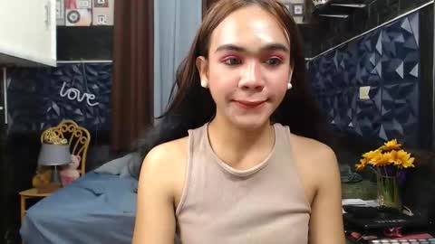 queen_vanner online show from November 9, 2025, 2:10 am