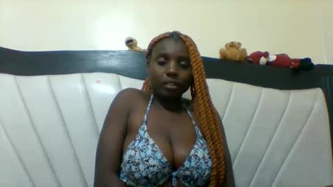 Snapshot of queen_wow2 chatting on September 14, 2025, 2:49 pm queen online show from September 14, 2025, 2:49 pm