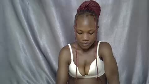 Snapshot of queenbest chatting on March 24, 2026, 2:33 pm Cindy Melahnin online show from March 24, 2026, 2:33 pm