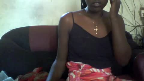 Snapshot of queencharity chatting on July 17, 2026, 9:16 am queencharity online show from July 17, 2026, 9:16 am